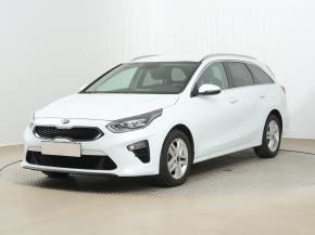 Kia Ceed  1.5 T-GDI MHEV 