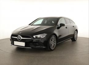 Mercedes-Benz CLA  200 