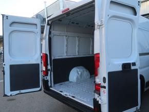 Peugeot Boxer  2.2 BlueHDi 