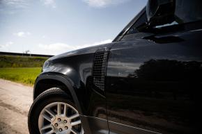 Land Rover Defender  P400 AWD 