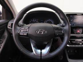 Hyundai i30  1.5 DPI Comfort 