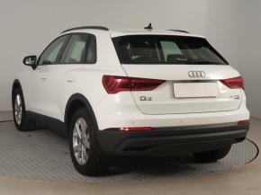 Audi Q3  40 TFSI 