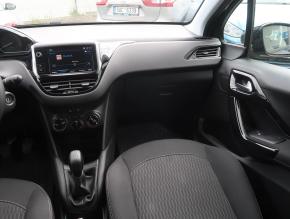 Peugeot 208  1.2 PureTech 