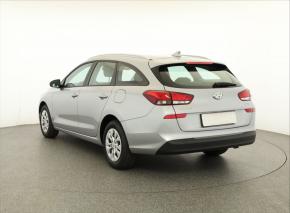 Hyundai i30  1.5 DPI Start Plus 