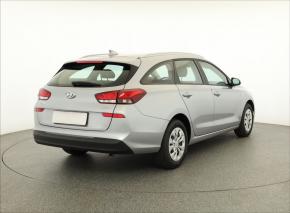 Hyundai i30  1.5 DPI Start Plus 