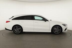 Mercedes-Benz CLA  200 AMG Paket 