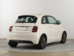 Fiat 500e  42 kWh 