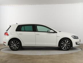 Volkswagen e-Golf  32 kWh, 37 Ah 