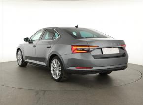 Škoda Superb  2.0 TSI Style Plus 