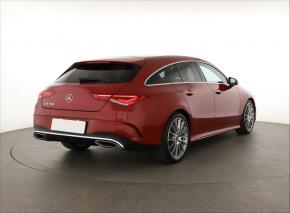 Mercedes-Benz CLA  250 AMG Paket 