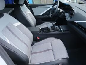 Opel Astra  1.2 Turbo Elegance 