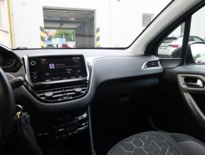 Peugeot 2008  1.2 PureTech 