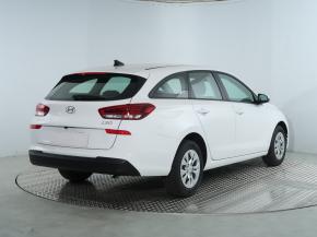 Hyundai i30  1.5 DPI Comfort 