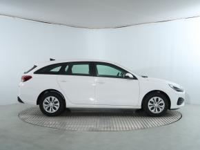 Hyundai i30  1.5 DPI Comfort 