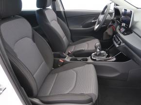 Hyundai i30  1.5 DPI Comfort 