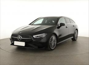 Mercedes-Benz CLA  200 AMG Paket 