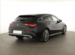 Mercedes-Benz CLA  200 AMG Paket 