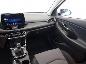 Hyundai i30  1.5 DPI Smart 