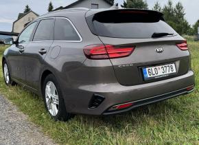 Kia Ceed 1,4   SW 1,4-GDi TOP + sada zimn 