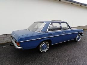 Mercedes-Benz 115 Mercedes w115 200 D 