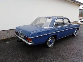 Mercedes-Benz 115 Mercedes w115 200 D 