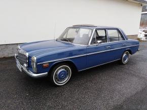 Mercedes-Benz 115 Mercedes w115 200 D 