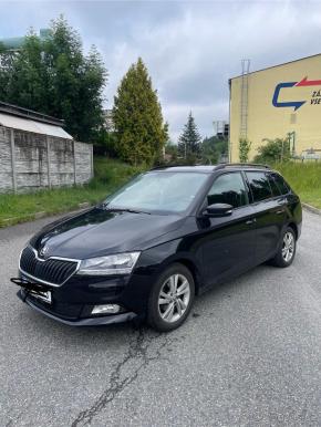 Škoda Fabia 1,0   Škoda Fabia 3 combi 1.0 70kW 