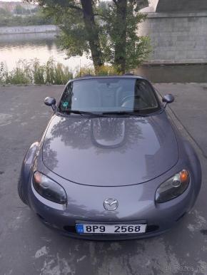 Mazda MX-5 2,0   Mazda MX-5