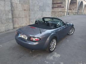 Mazda MX-5 2,0   Mazda MX-5 