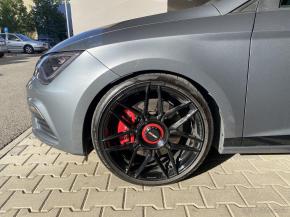 Seat Leon 2,0   Cupra ST300 (221kW) 