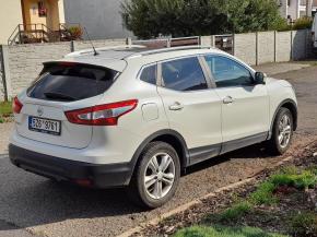 Nissan Qashqai 2,0   Nissan Qashqai 