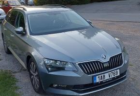 Škoda Superb 1,6   Škoda Superb 