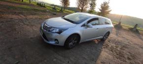 Toyota Avensis 1,8   Toyota Avensis 