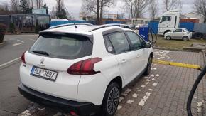 Peugeot 2008 1,2   Peugeot 2008 