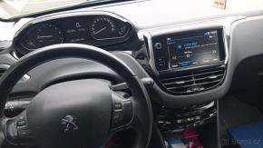 Peugeot 2008 1,2   Peugeot 2008 