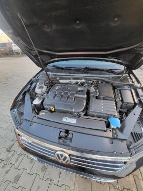 Volkswagen Passat 1,6   Prodám VW Passat RLine 