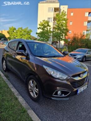 Hyundai ix35 2,0   HYUNDAI IX 35 