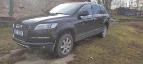 Audi Q7 3,0   Prodám Audi Q7 TDi, 176 kW 