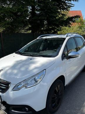 Peugeot 2008 1,2   Peugeot 2008 