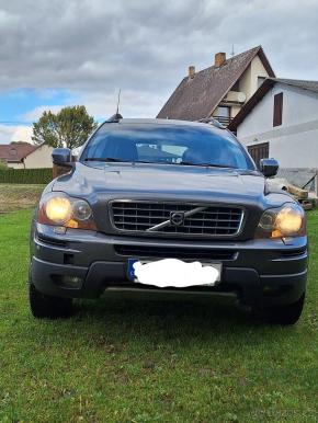 Volvo XC90 2,4   XC90 2.4 D5 136 KW 