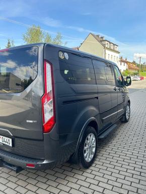 Ford Tourneo Custom 2,0   Titanium, seda metaliza Magnet 