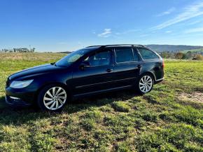 Škoda Octavia 2,0   Škoda Octavie II RS 