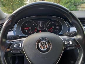 Volkswagen Passat 2,0   Volkswagen Passat 