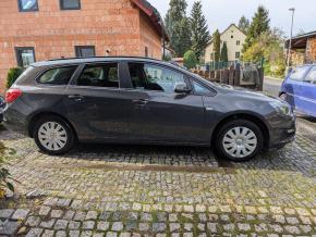 Opel Astra 1,7   Opel Astra J ST 