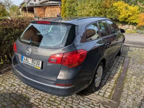 Opel Astra 1,7   Opel Astra J ST 