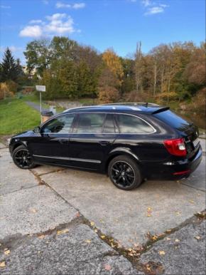 Škoda Superb 2,0   Škoda Superb Combi 