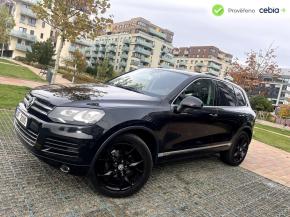 Volkswagen Touareg 3,0   Volkswagen Touareg V6 