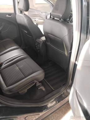 Ford Kuga 1,5   Ford Kuga EcoBoost 