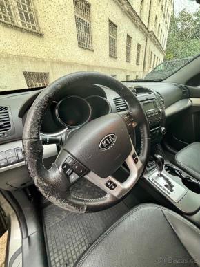 Kia Sorento 2,2   Kia Sorento CRDI 