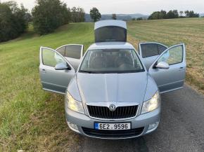 Škoda Octavia 1,9 TDI PD Elegance  2 - TDI PD 77kw bez 